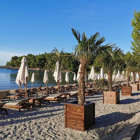 Maki Apartments - Plavi Horizonti Beach Tivat Eksteriør billede