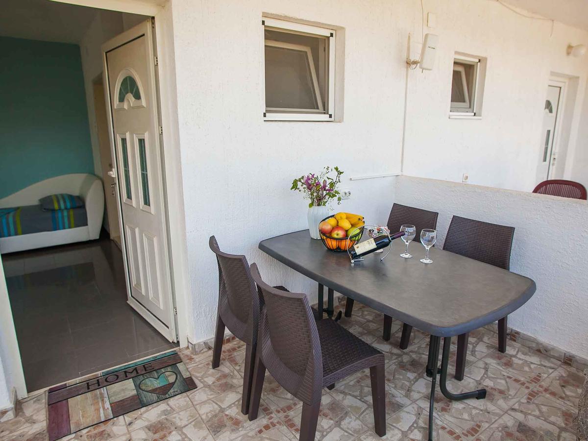 Maki Apartments - Plavi Horizonti Beach Tivat Eksteriør billede