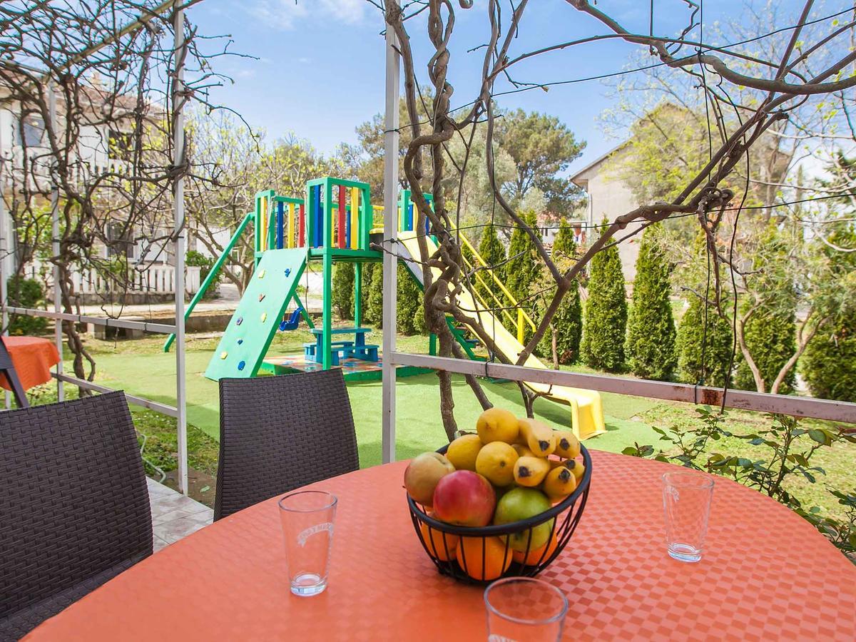 Maki Apartments - Plavi Horizonti Beach Tivat Eksteriør billede